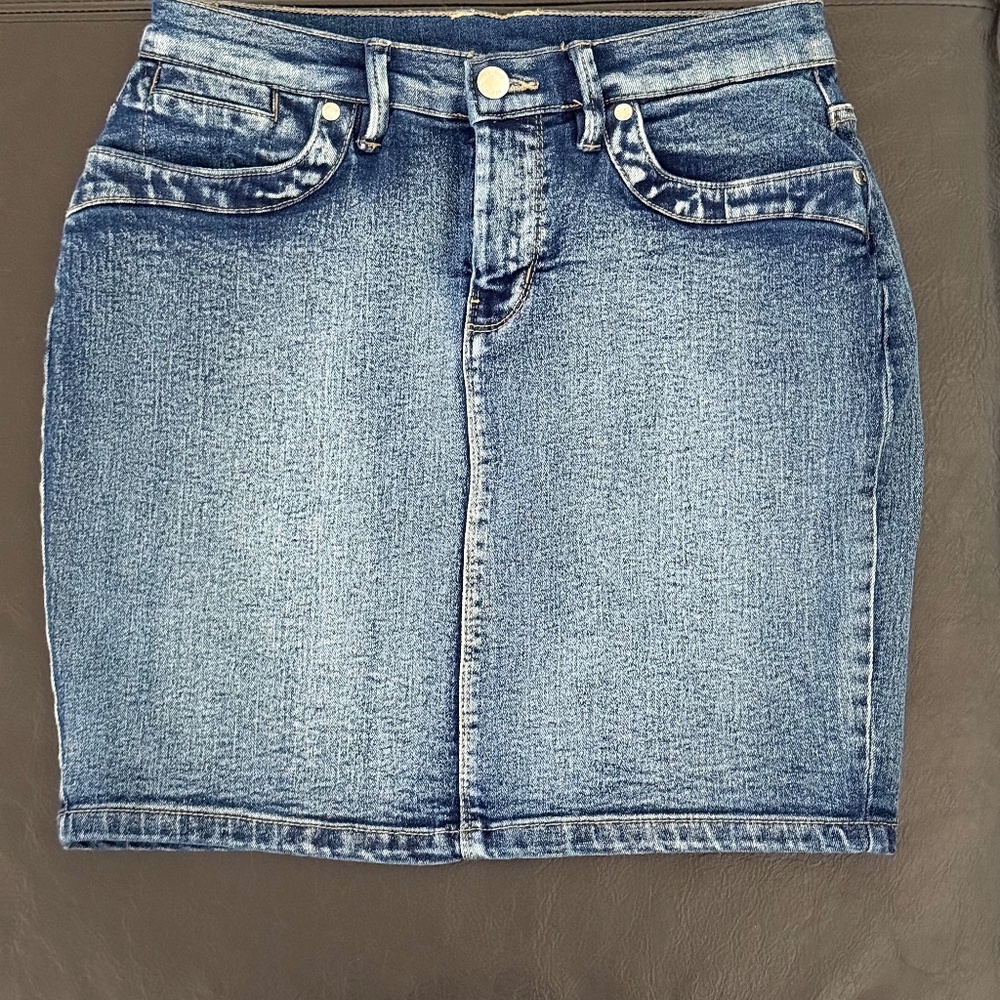 VENUS Denim Pencil Skirt size 4
